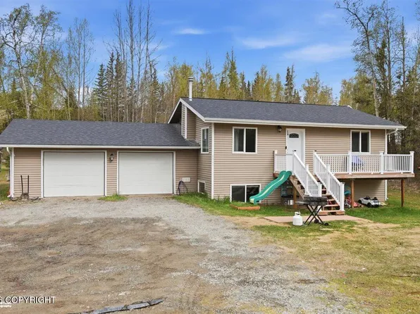6945 S Hallie Dr, Wasilla, AK 99623