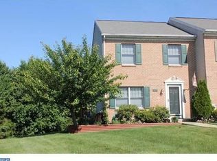 3439 Foxfield Cir, Perkiomenville, PA 18074