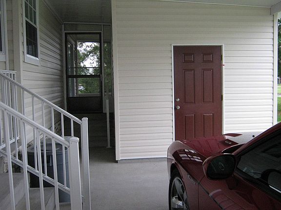 3rd image of 1963 Wilmington Ct