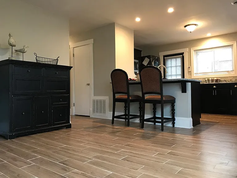 1427 Grogan Ave — Photo 12