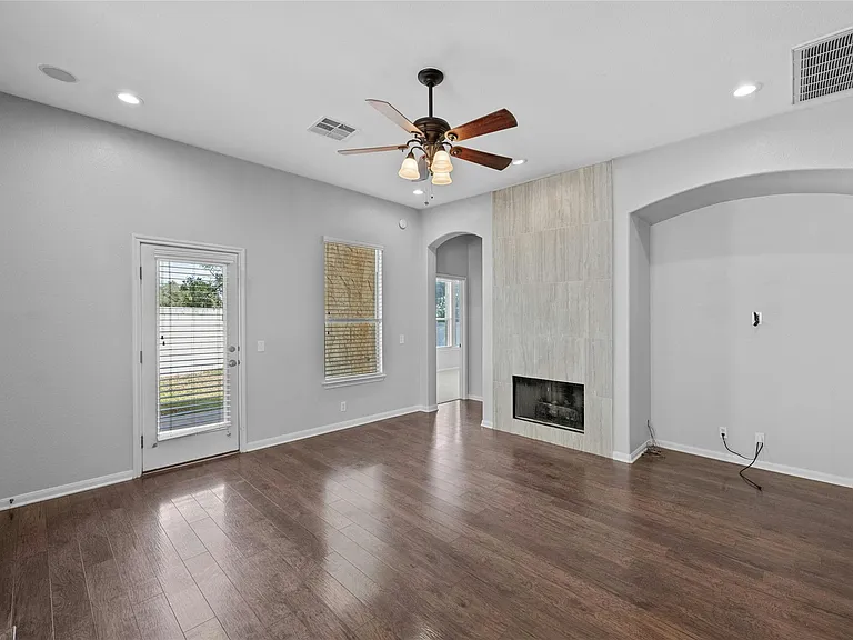 5609 York Bridge Cir — Photo 37