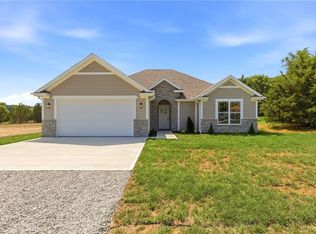 328 NE 51st Rd, Warrensburg, MO 64093
