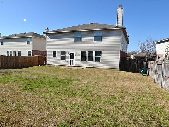 4th image of 612 Rocky Springs Dr