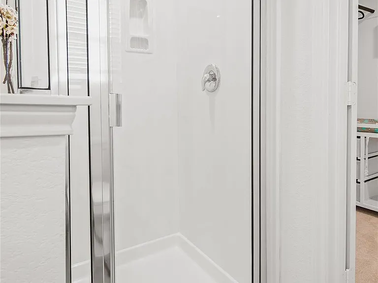 1001 Caramel Shores Dr — Photo 31