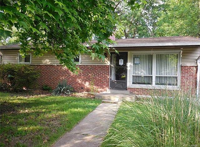 1st image of 1020 Banyon Dr