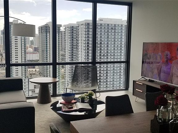 5th image of 1600 NE 1st Ave APT 2706