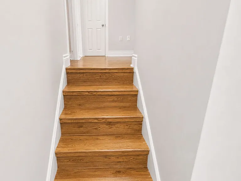 259 Wellington St — Photo 5