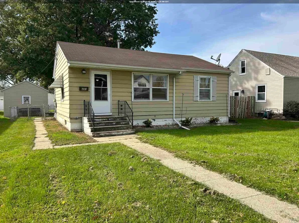 443 2nd Ave NE, Le Mars, IA 51031