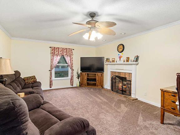 5th image of 570 Christel Springs Dr