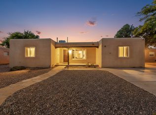 1319 Manzano St NE, Albuquerque, NM 87110