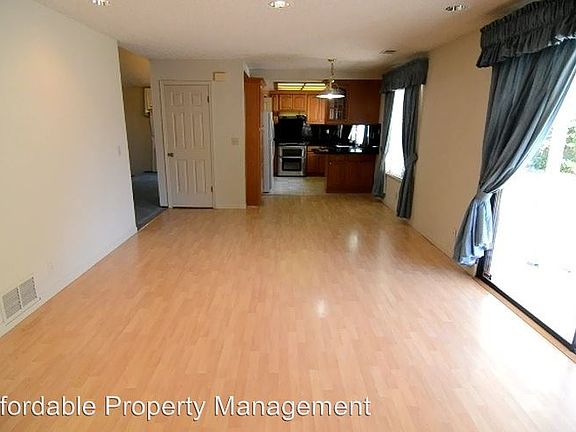 4th image of 32728 Dinuba Ct
