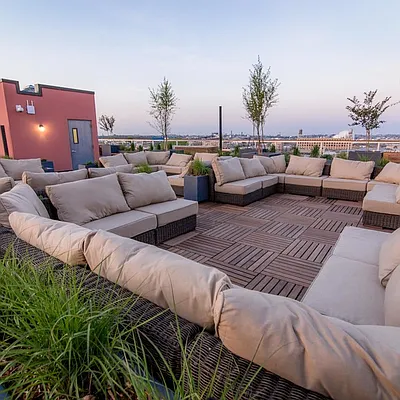 Rented by Nooklyn NYC LLC | media 62