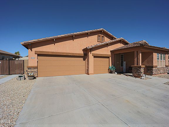 3rd image of 18444 W Maui Ln