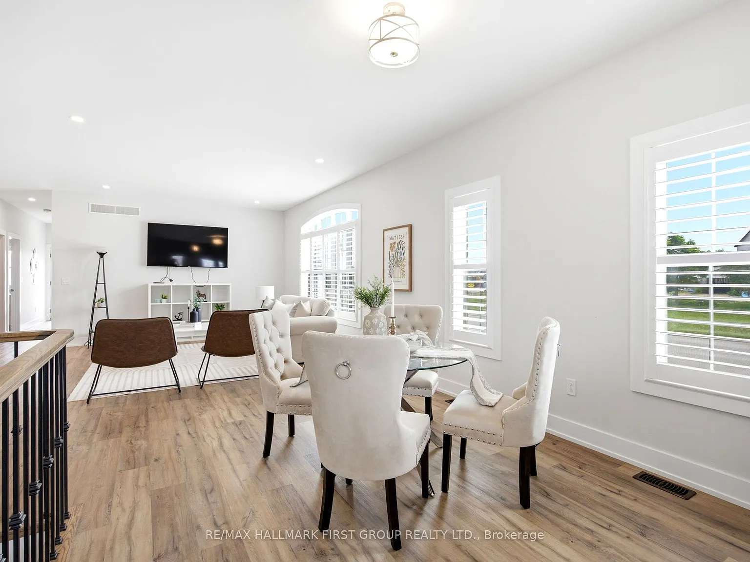 2 bed, $2,600 — Photo 4