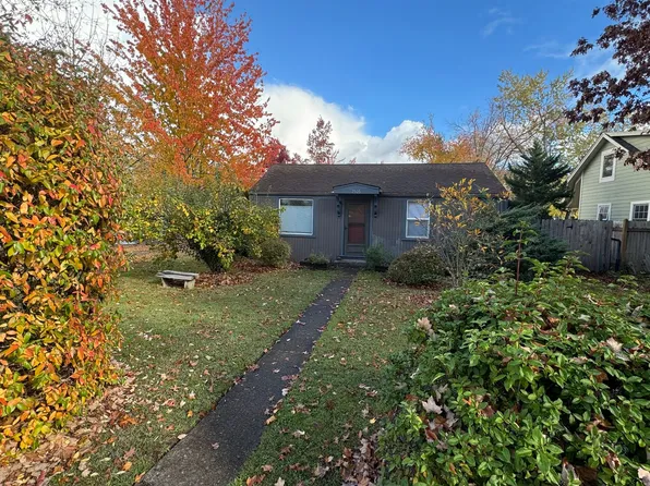 2505 Alder St, Eugene, OR 97405