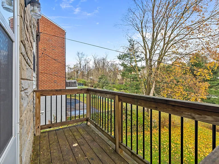 3331 Wallace Dr — Photo 24