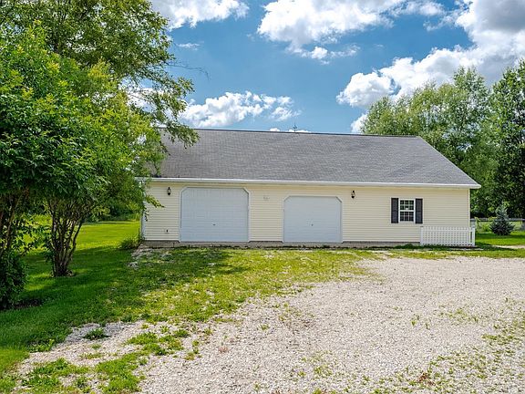 5th image of 6608 Indian Meadow Ln