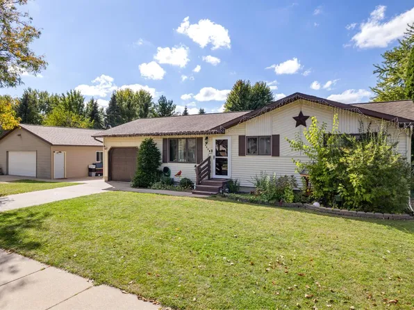 1115 Grandview AVENUE, Tomah, WI 54660