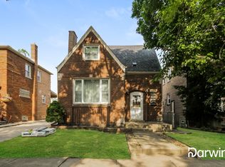 11235 S Artesian Ave, Chicago, IL 60655