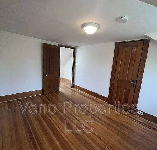 32 Russell Rd #2B — Photo 11