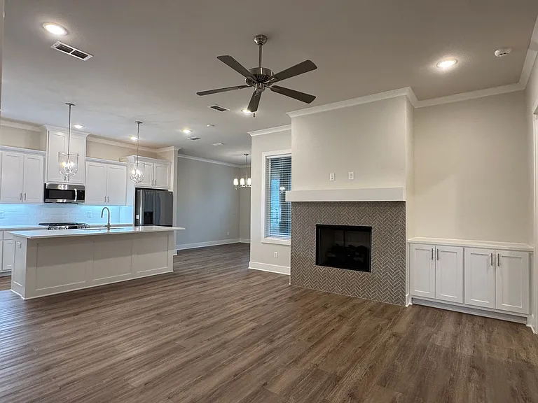7035 Hillside Ave — Photo 12
