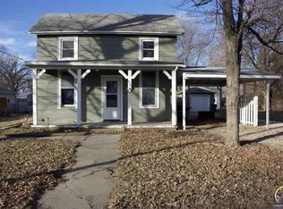 420 E Perry St, Rossville, KS 66533