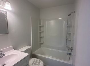 2339 Memorial Ave SW #8-B, Roanoke, VA 24015