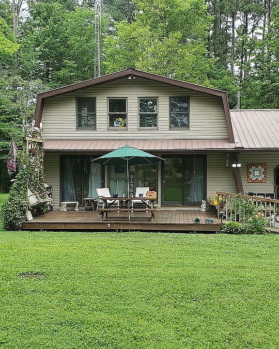 Front of House & Deck