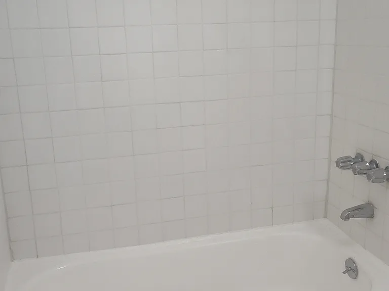 6510 Marbrisa Ave #D — Photo 29