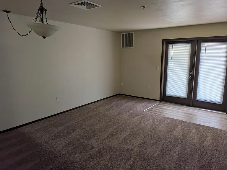 Bandon River Apartments — Photo 9