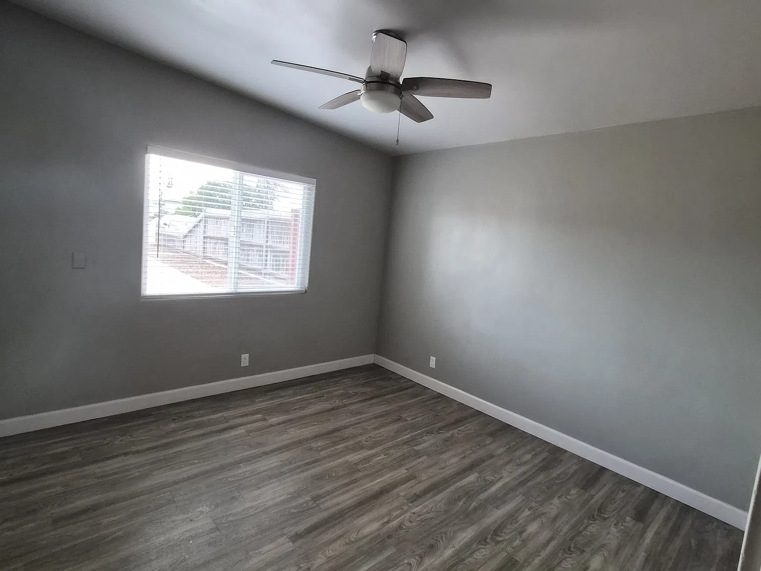 2 bed, 1.5 bath, 1000 sqft, $3,495 — Photo 4