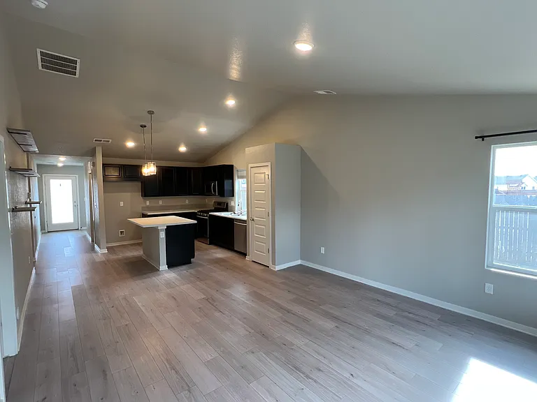 3313 Sandy Harbor Dr — Photo 14