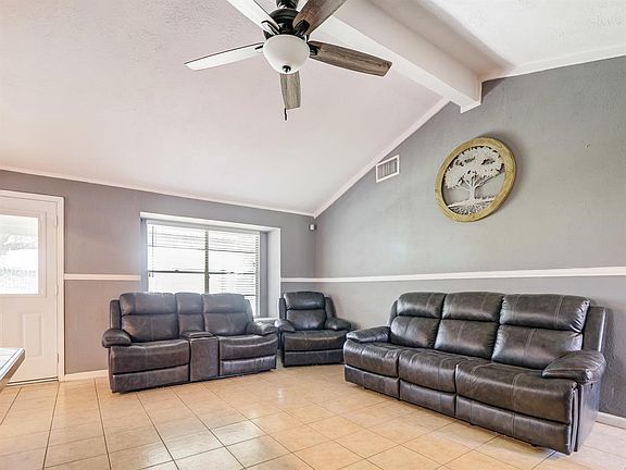 5th image of 5010 Crestway Dr