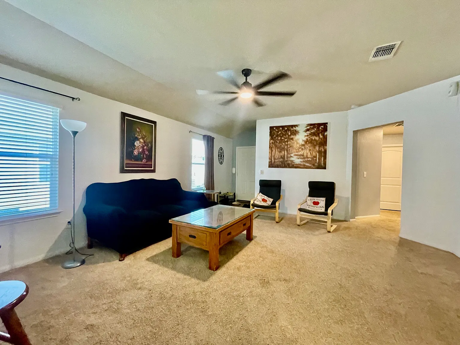 3 bed, 1370 sqft, $1,700 — Photo 4