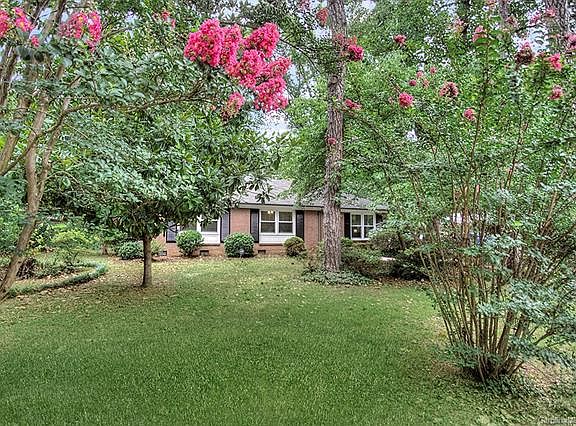 5th image of 4817 Lyerly Dr