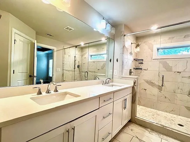 2061 Morrison Ave — Photo 13