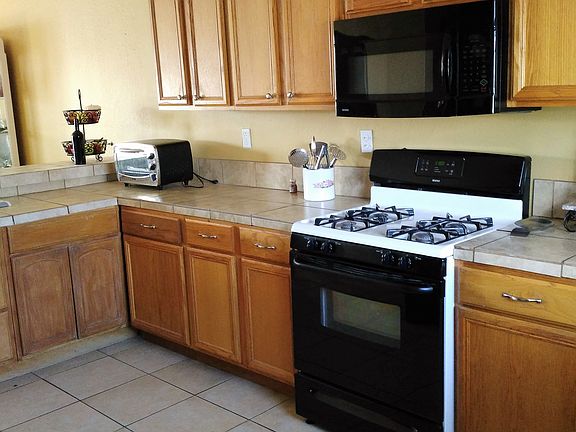3rd image of 1431 Tule Ct
