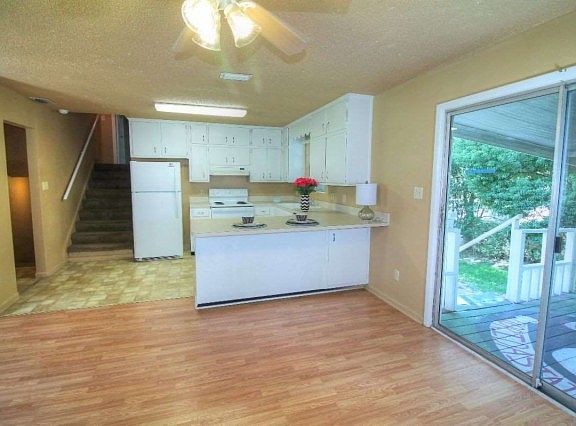 5th image of 1104 Missionwood Ln #0