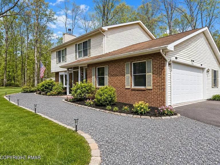 187 Choctaw Dr — Photo 2