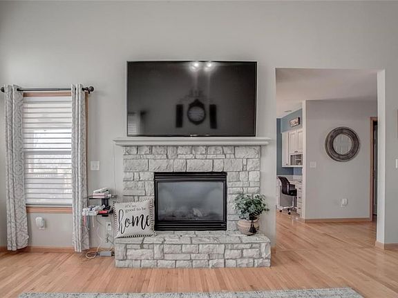 5th image of 1814 S Osage Dr