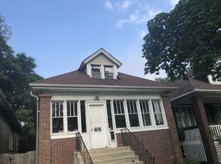 7937 S Ridgeland Ave, Chicago, IL 60617