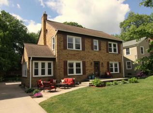 1410 Alexander St SE, Grand Rapids, MI 49506
