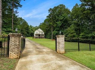 7515 Petersburg Rd, Fairburn, GA 30213