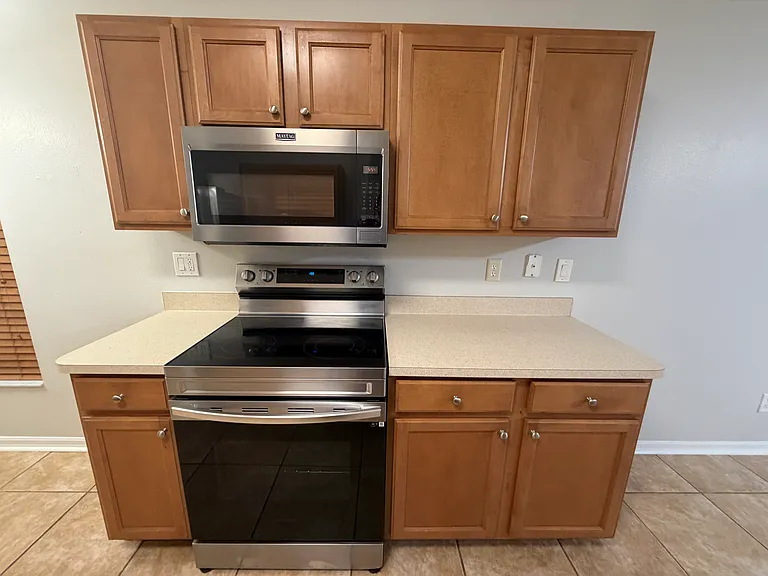 4911 Manchester Dr — Photo 12