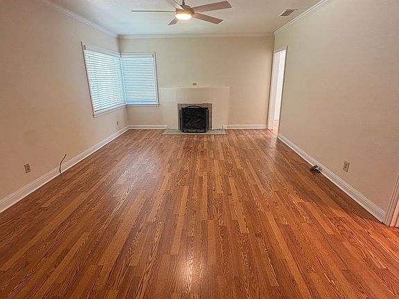 3rd image of 556 5th Ave