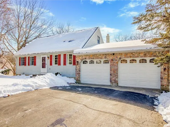 2166 Camac Ave, Bethlehem, PA 18015
