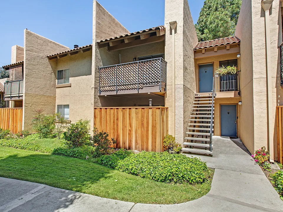 247 N Capitol Ave #280