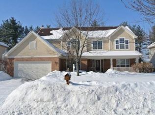 564 Prescott Ln, Gurnee, IL 60031