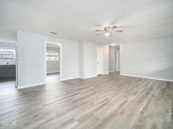 3rd image of 3110R Purdom Dr
