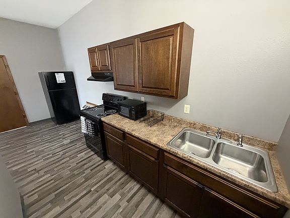 5th image of 1624 6th Ave SW #11084447